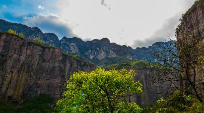 景點(diǎn)：萬仙山