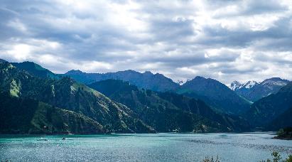 景點：天山天池風光