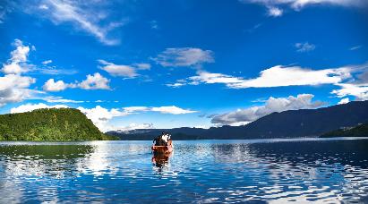 景點：瀘沽湖環(huán)湖游